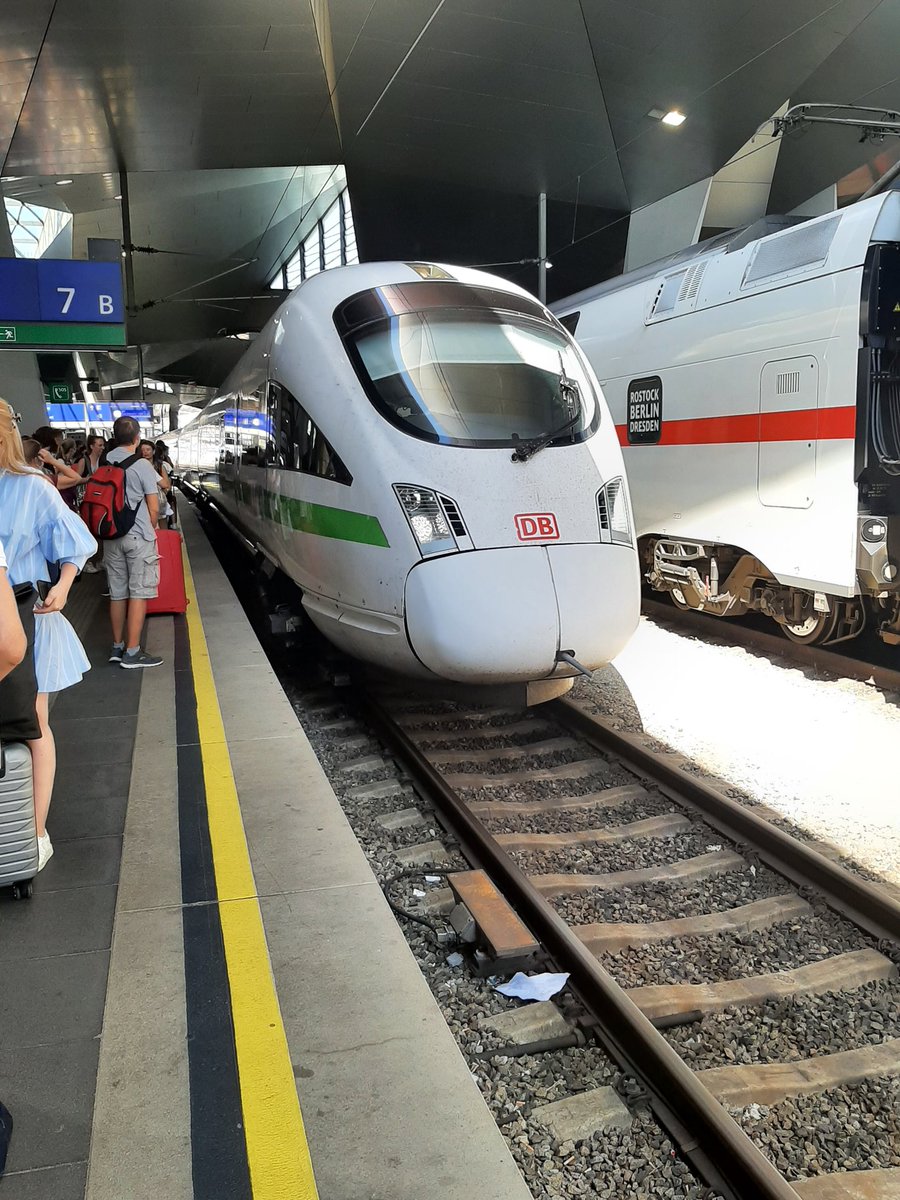 Paliparan tweet media