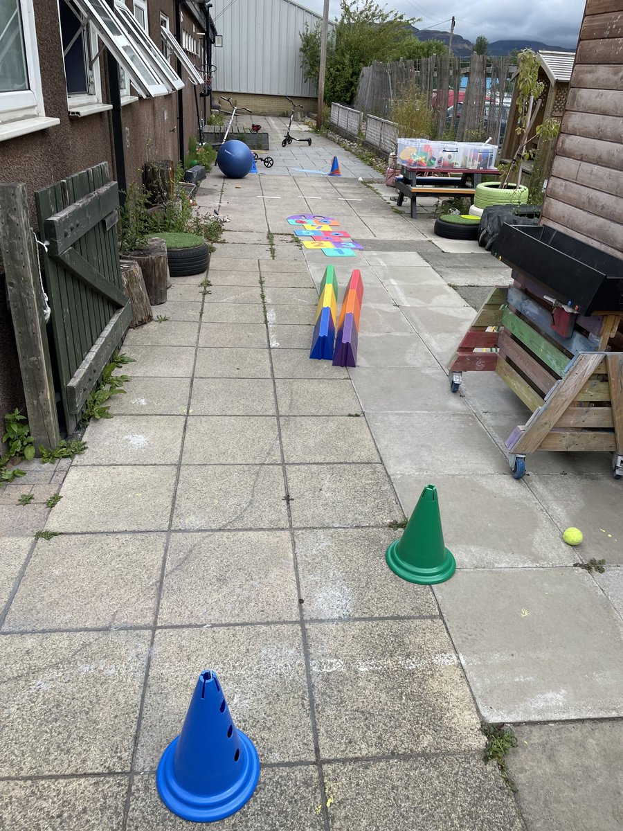 coachmysport's tweet image. Some activities our coach @cmsshaun3 set up at @PLUSForthValley. He set up an obstacle course, and some activities that were a mix of striking, throwing, jumping, and balancing.