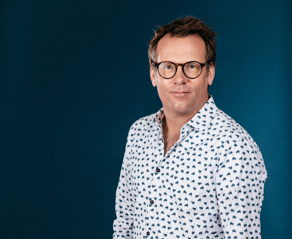 Vandaag: loopt de Haagse pers te veel aan de leiband van de macht? Verder: Montis, Goudsmit &amp; Directie spelen live, salsalegende Oscar D'Leon staat vanavond op Kwaku Festival en <a href="/LaurinevRiessen/">Laurine van Riessen</a> hoor je in ons laatste #tourgesprek. Nu:

📻 <a href="/NPORadio1/">NPO Radio 1</a>
💻 nporadio1.nl/live