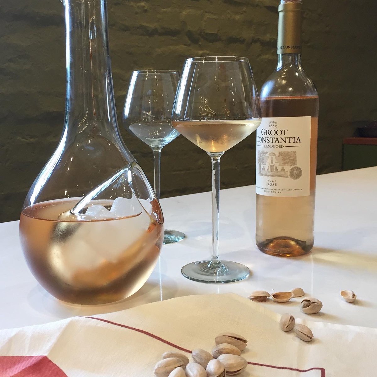 Platform tweet media