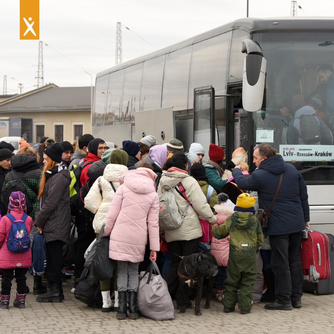 Do you know any online groups or networks that focus on supporting people in, or who have fled, Ukraine? 

Share our survey with them to help us understand language and information needs: hubs.ly/Q01hmkyW0

#UkraineResponse #SupportUkraine