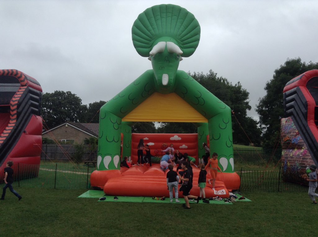 Chandlers Ridge Y3 tweet media