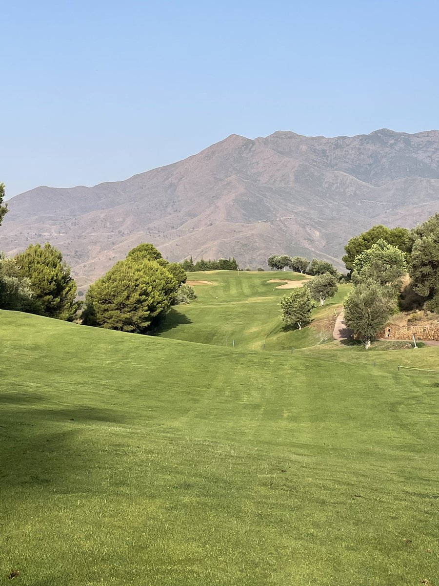malches67's tweet image. One of the toughest courses I have played. It was not about the score it was all about how many golf balls you didn’t lose #pinttime