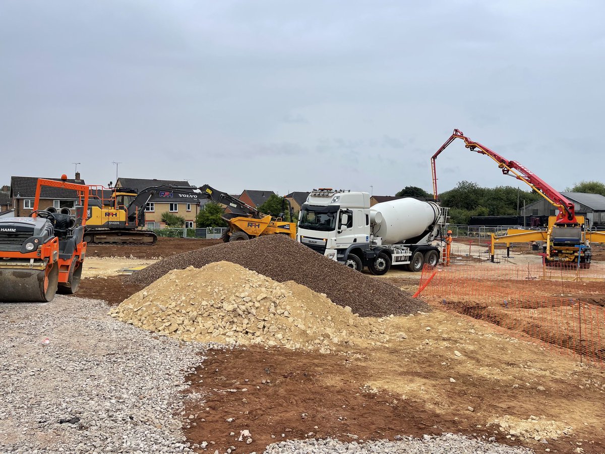 Another 100m3 of concrete pumped into foundations today. ⁦<a href="/breedongroup/">Breedon Group PLC</a>⁩  ⁦@SMT_GB⁩