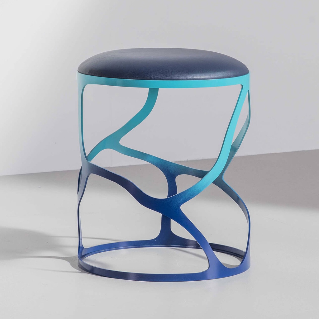 TomFaulkner's tweet image. The aqueous lines of our Ulysseys Blue Papillon Stool trickle from seat to base, forming an open and airy perch. It's a distinctly contemporary piece with a natural leaning that's sure to catch the eye. 

#stool #londonfurniture #handmadestool #uniqueseating #luxurystool #design