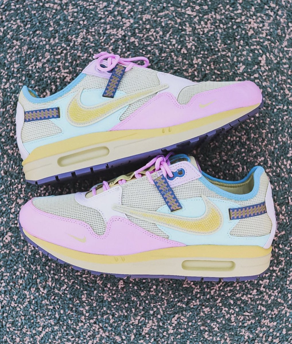 nicekicks's tweet photo. Custom Travis Scott x Nike Air Max 1 “Pistache” 🍧 https://t.co/fCKq2CgTeV
