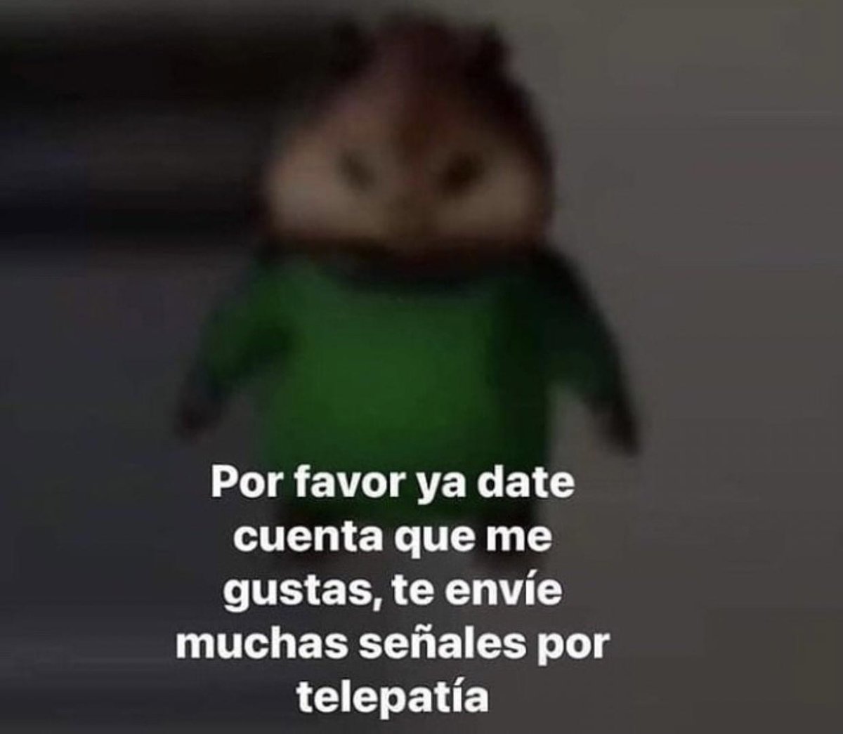Guarromantico_'s tweet photo. *Mi crush en línea pero no me manda mensajes*

Yo: https://t.co/YMKP5QcG1H