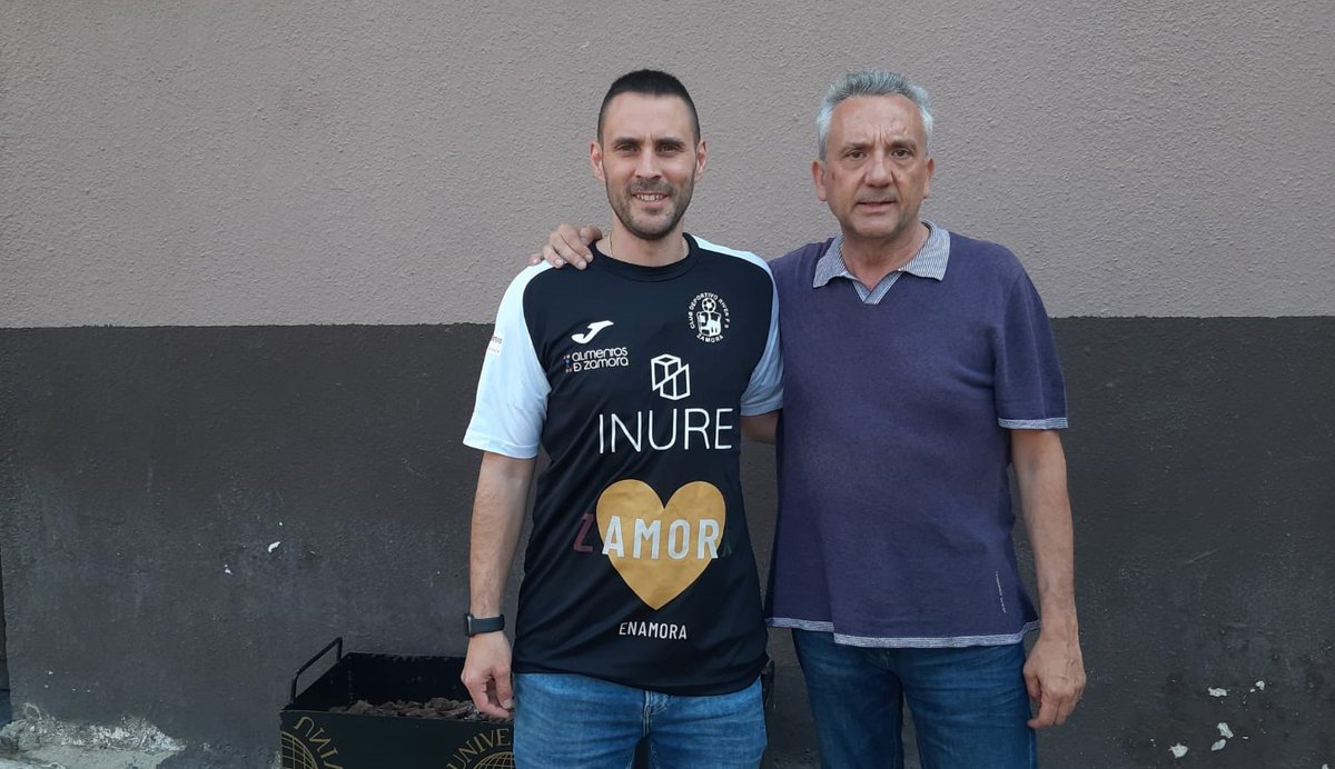 Javi Cala, nuevo entrenador del River🖤🤍 Zamora Enamora💛 INURE🔲

El entrenador del Juvenil División de Honor se hace cargo del primer equipo

¡Tus éxitos serán los nuestros!