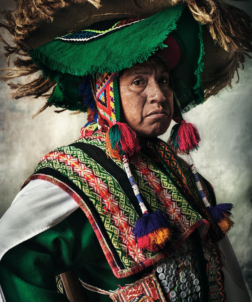 #AltaModa The team: Soledad Mujica, Miguel Andrade, Augusto Baertl. Thanks to the Martin Chambi archive. #Peru