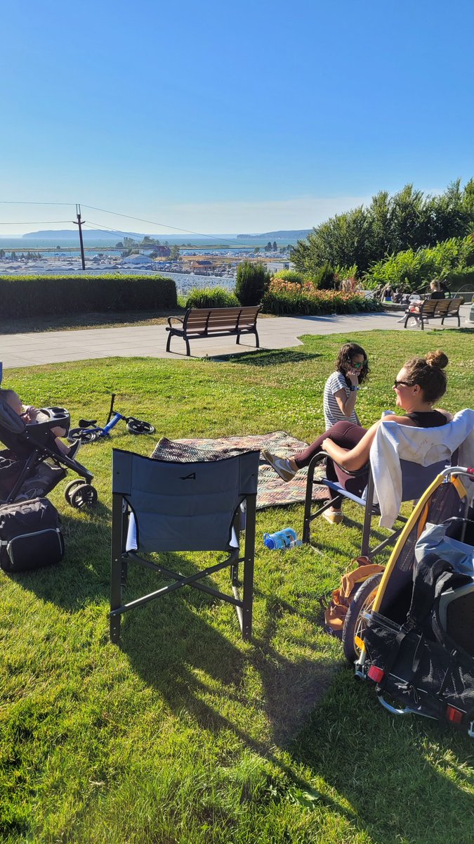john3edwards's tweet photo. Thursdays in the summer, can't beat this.

Music at the Marina, Everett WA

#WhatHeatWave https://t.co/06ec12CGh7