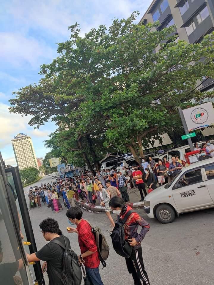 May_Phyu15's tweet photo. No gas supply for public bus transportation in Yangon (22/7/22)

Photo - people waiting for bus https://t.co/CPt1XAmuxM
