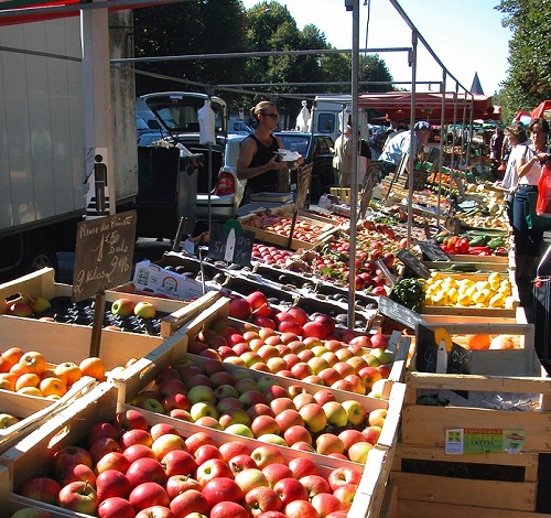 Interfel's tweet photo. [Communiqué de presse] 🆕Suite à la parution de l'Observatoire des #prix de @FamillesRurales, Interfel rappelle l'importance d'améliorer l’information des consommateurs sur la disponibilité des #fruits et #légumes. Lire ici👉https://t.co/nKMwhGrVbH #PouvoirdAchat #consommation https://t.co/jR9GAtk4Vc