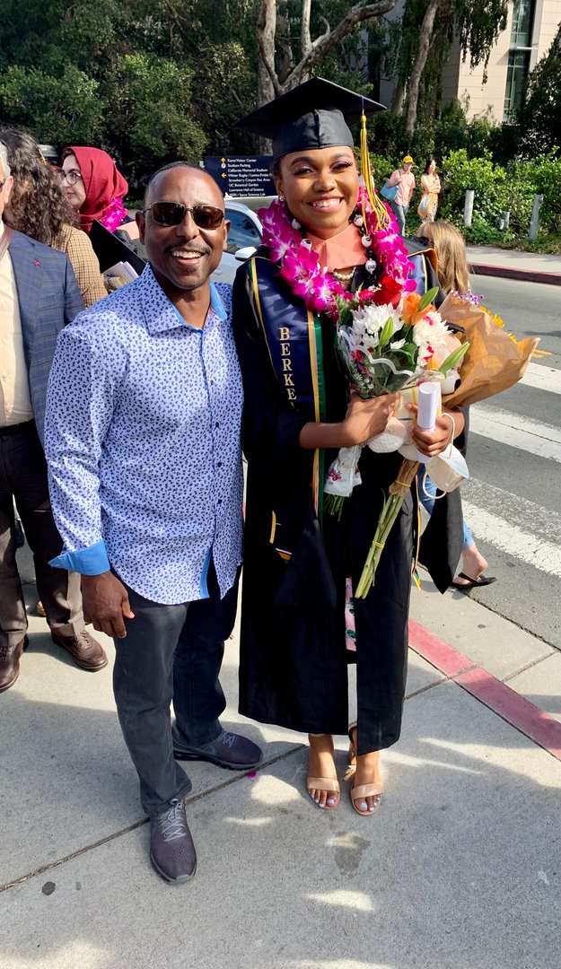 UnityCare's tweet photo. Our youth reaching their full potential is what we strive for here at Unity Care.

So proud of our graduates this year and remember, this is only the beginning! 🎓 

#UnityCare https://t.co/N4T8j000EM