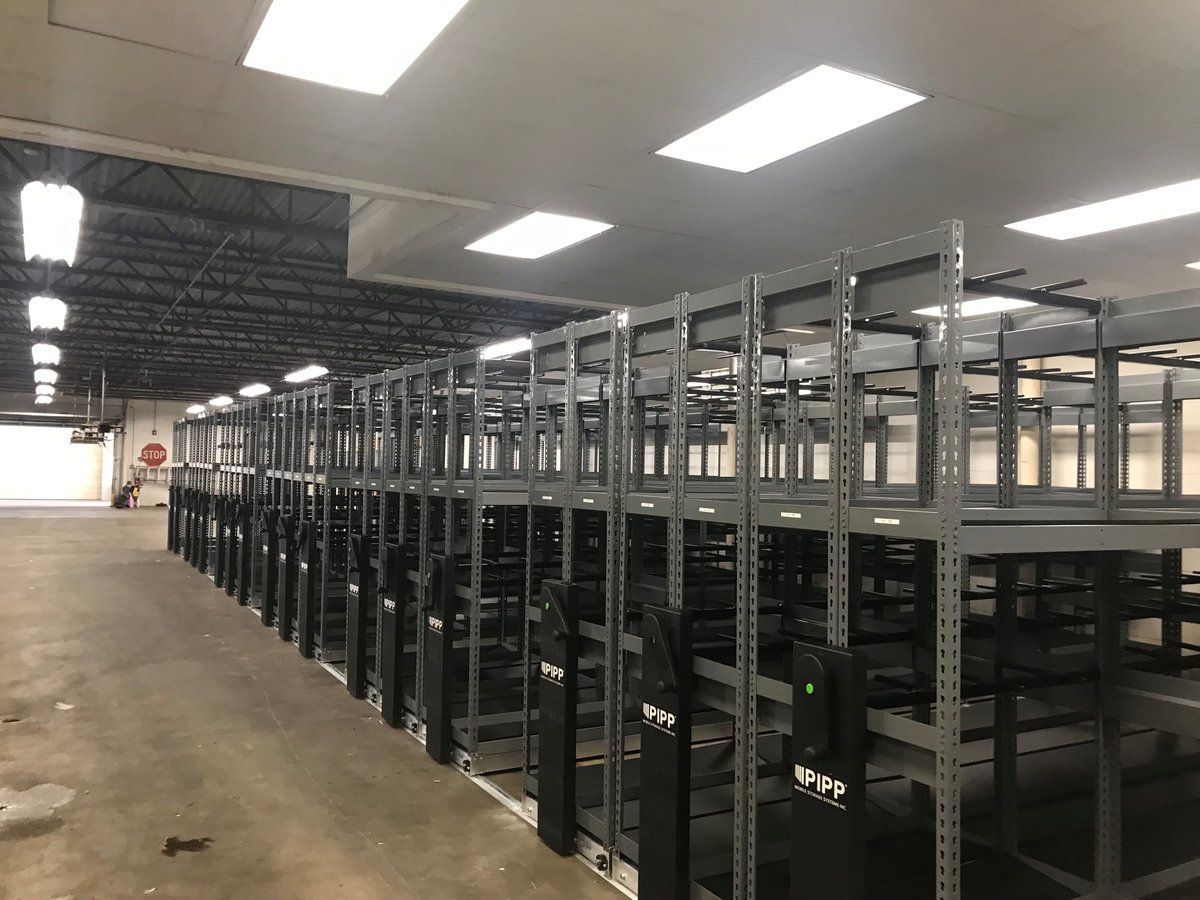 VineyardsCC's tweet photo. Our golf bag storage area has undergone a complete renovation to make way for brand new bag storage to accommodate additional golf members.

#bagstorage #golfmembers #golf #golfclub #countryclub #vineyardsnaples #vineyardscountryclub https://t.co/LBJbG7Dxca