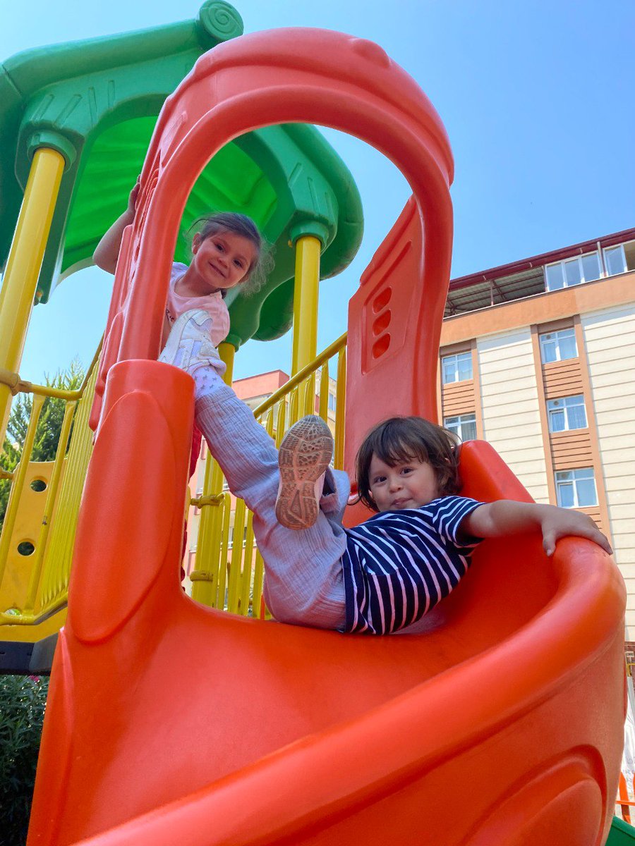 PolfisanPark's tweet photo. Hayat güzeldir. Özellikle hafta sonuna bu şekilde giriş yaptığımızda…😊

#Polfisan #oyundevamediyor #oyunparkı #çocukparkı #playground https://t.co/aoQteUszBj