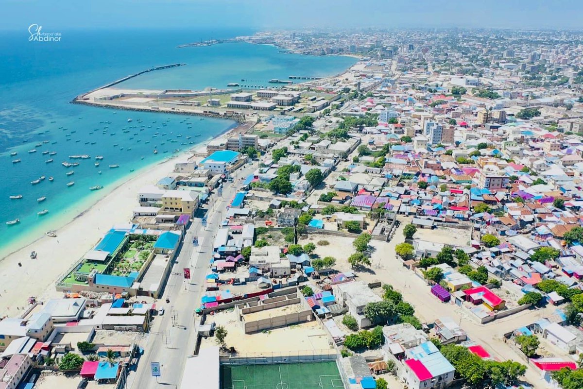 Abdirahmanali05's tweet photo. 🪄Caasimada somalia mogadishu🪄
📸#sharmaake https://t.co/IpsvWQ3jA1