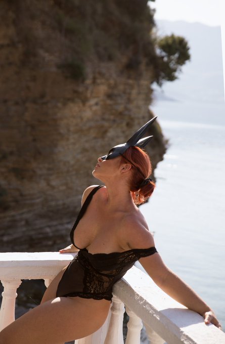 I live in a perverse fantasy world whit unrealistic expectations. Thank you for understanding🐰   https://t<a href="/tag/playboy"class="tags"><span>#playboy</span></a><a href="/tag/model"class="tags"><span>#model</span></a><a href="/tag/artist"class="tags"><span>#artist</span></a><a href="/tag/creator"class="tags"><span>#creator</span></a><a href="/tag/playboycenterfold"class="tags"><span>#playboycenterfold</span></a>