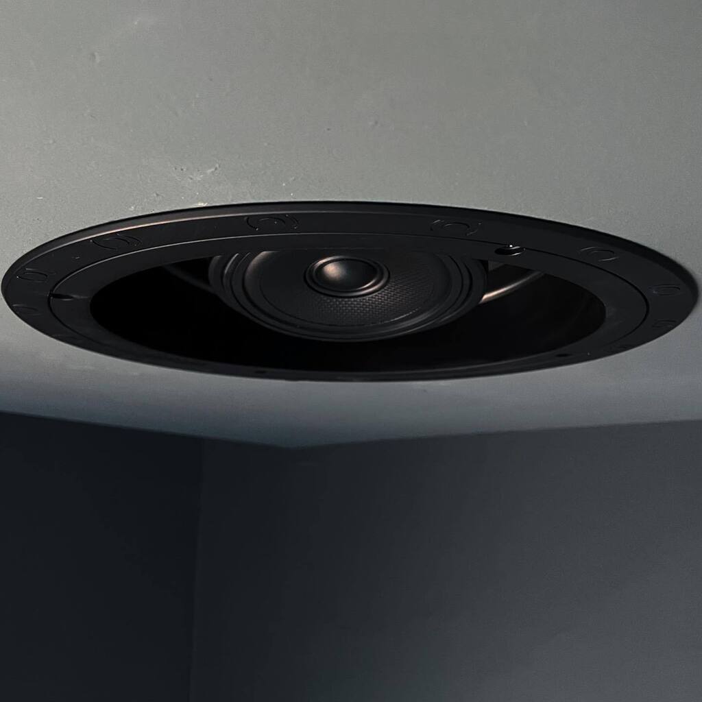 tritone av tweet media