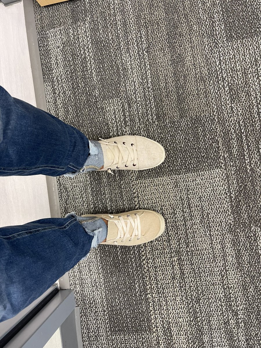 This is what I realized AFTER I got to work. <a href="/plainviewElem/">Plainview Elementary School</a> #year2atPlainview #otterlyAwesome #nexttimeturnonthelight