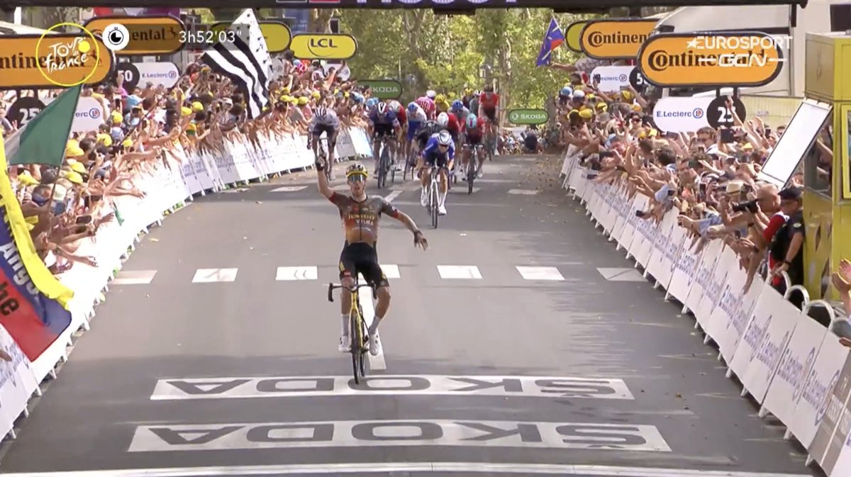 DansLaMusette's tweet image. VICTOIIIIRE DE CHRISTOPHE LAPORTE ! COSTAUUUUD ! #TDF2022