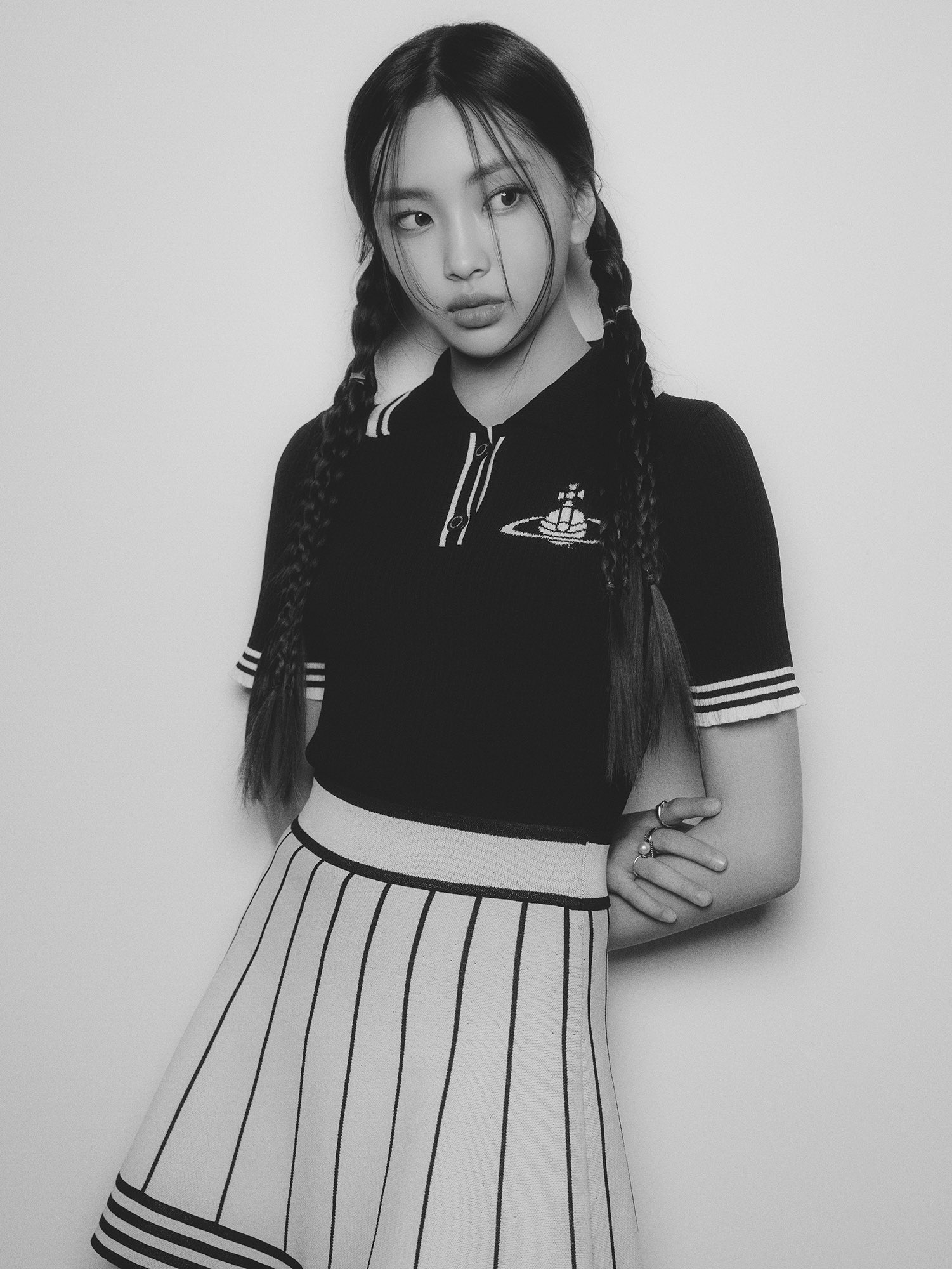 newjeans pics on Twitter "NewJeans website update with HYEIN https//t
