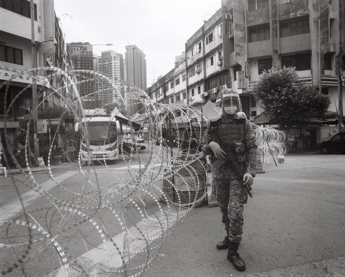 🚨New Auction Alert 🚨 
<a href="/formfunction/">Formfunction</a>

Listing personal film photograph for my next collection
 ✨📸'We Haven’t Won Yet'📸✨

1/1 piece
24 Hour Auction
Reserve price: 1 ◎

Link below
👇🏼👇🏼👇🏼
formfunction.xyz/@shafwanzaidon…

RTs appreciated
#SolanaNFT #SolanaCommunity #formfunction