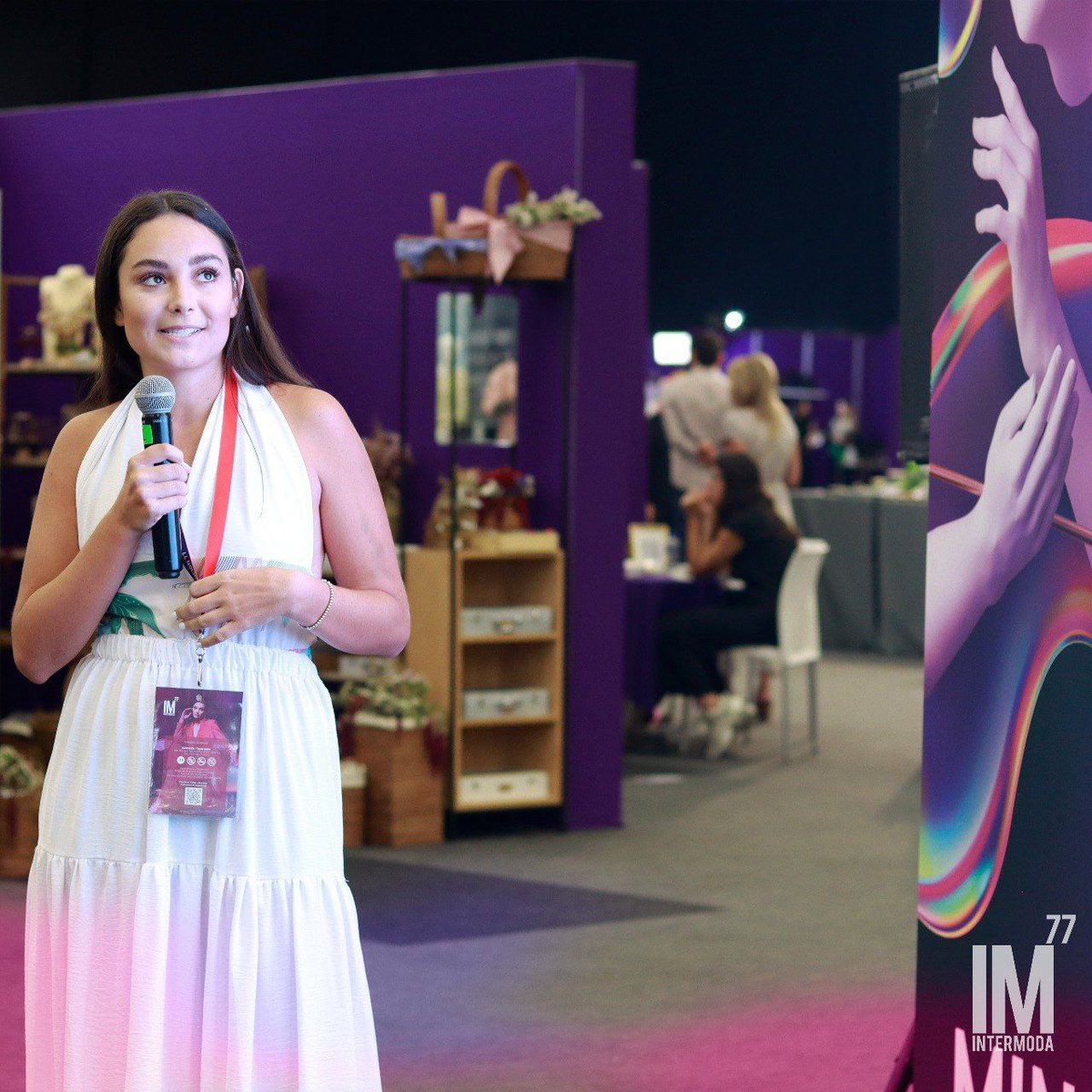 Intermoda's tweet image. A lo largo de nuestro primer día, tuvimos espacios que abonaron al conocimiento de compradores y expositores con nuestras conferencias #IMTalks, los talleres de #Mindset, y la curaduría en tendencias que se presentó en #TrendZone.