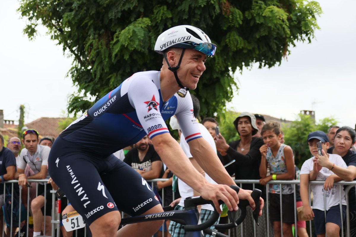 soudalquickstep's tweet photo. Follow us and RT this picture for a chance to get a Pro Cycling Manager 2022 game key! https://t.co/TKWkwzqkQ4