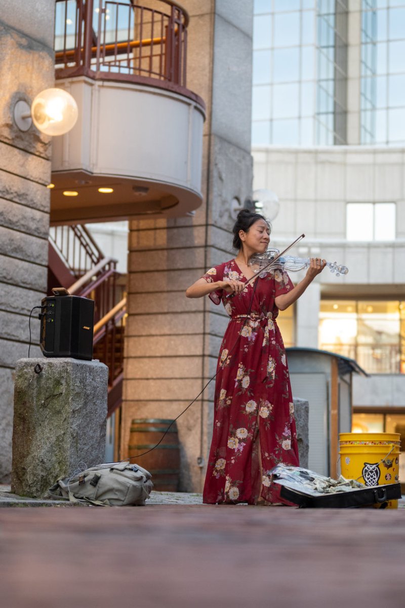 macstudentmedia's tweet photo. Check out the terrific feature profile about @violinviiv that @McCallumHS junior and Shield social media managing editor Morgan Eye wrote while in Boston at the @COMatBU's @BU_SJI. #BUSJ22 #AISDproud @austinisd https://t.co/dyD4lrrd6C https://t.co/61vBnpF3qP