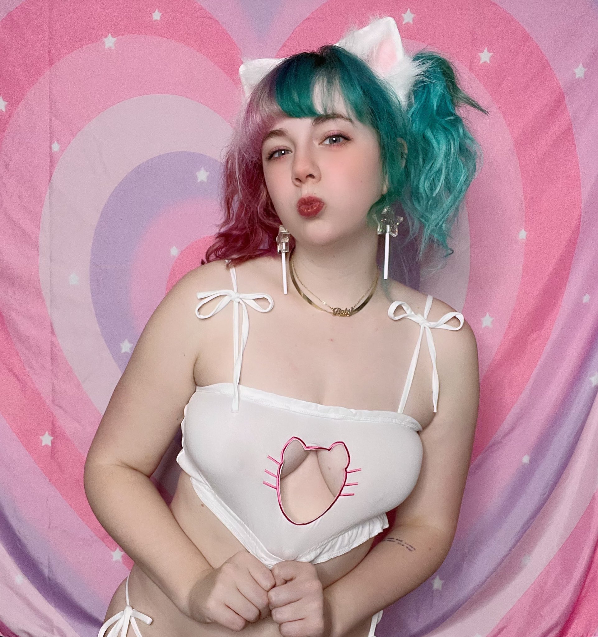 worst girl on X: New video up on the fans site, link in bio  t.coMyNK9uFfF8  X