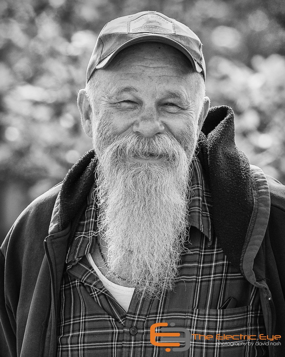 Looking forward to <a href="/Carfestevent/">CarFest</a> 2022 and the legend that is  <a href="/SeasickSteve/">Official Seasick Steve</a> #seasicksteve .. Back in the pit for some more action this year. <a href="/BBCCiN/">BBC Children in Need</a> <a href="/achrisevans/">Chris Evans</a> <a href="/Laverstoke/">Laverstoke Park Farm</a> #carfestsouth  #carfest2022 #eventphotography <a href="/NikonEurope/">NikonEurope</a>