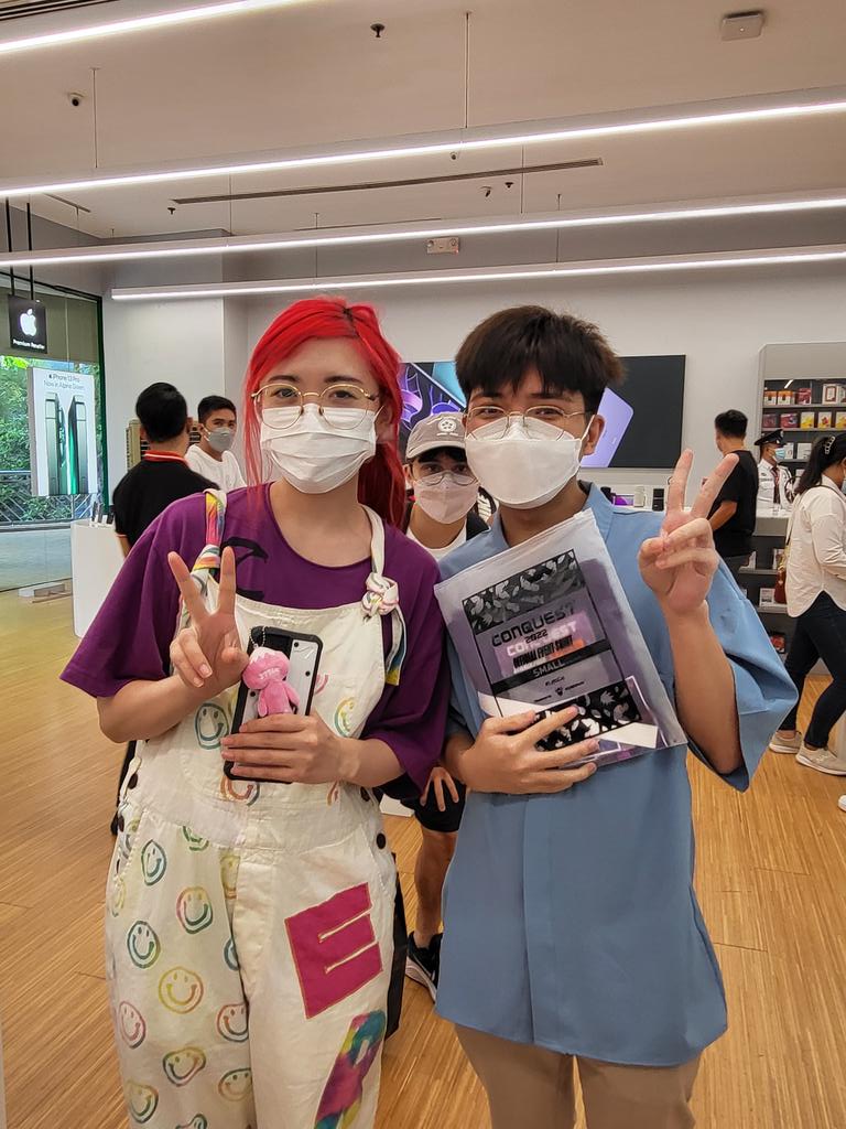 Ercrisel's tweet photo. From the guy in the blue polo &amp; khaki pants — I’m Cynric! I think you asked for my name earlier, but I couldn’t say anything because meeting you both has rendered me speechless. I’m truly grateful to have met the people who channel my brightest smile.

PLEASE ADOPT ME! https://t.co/KcDhNbDyxt