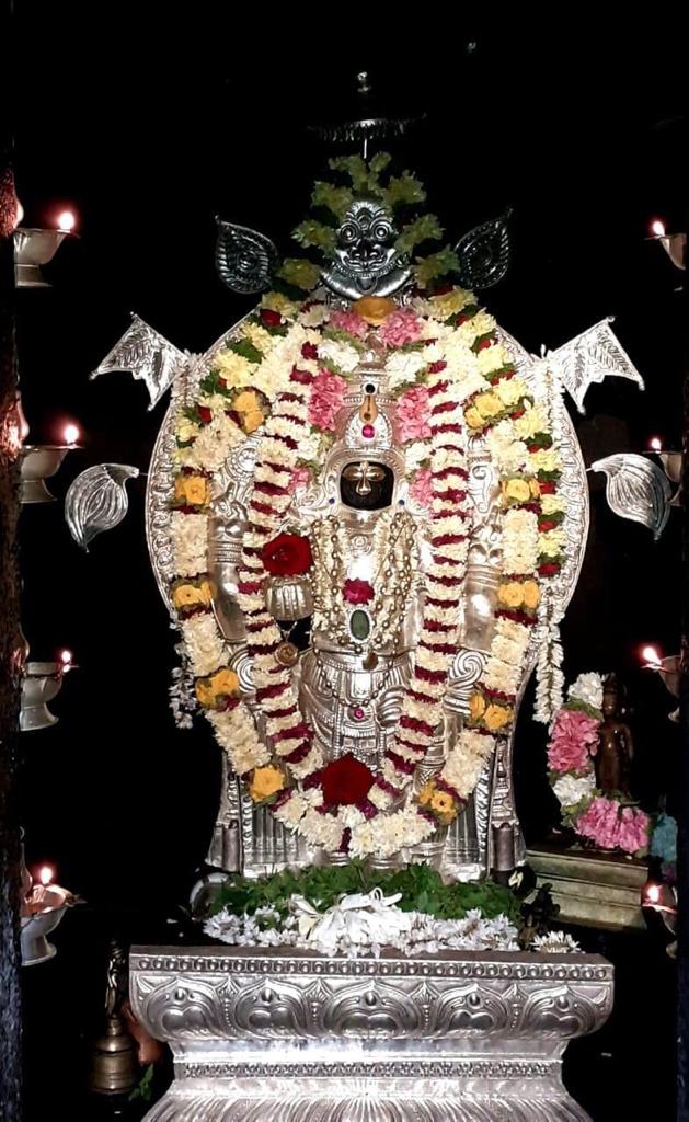 bsmaddodi's tweet photo. #DroupadiMurmu pray lord Sri Krishna Godess Durga and lord Janardhan to bless you with a successful tenure at #Rastrapathi Bhavan... we welcome you madam to #Udupi #Karnataka https://t.co/i3kOgshk9t