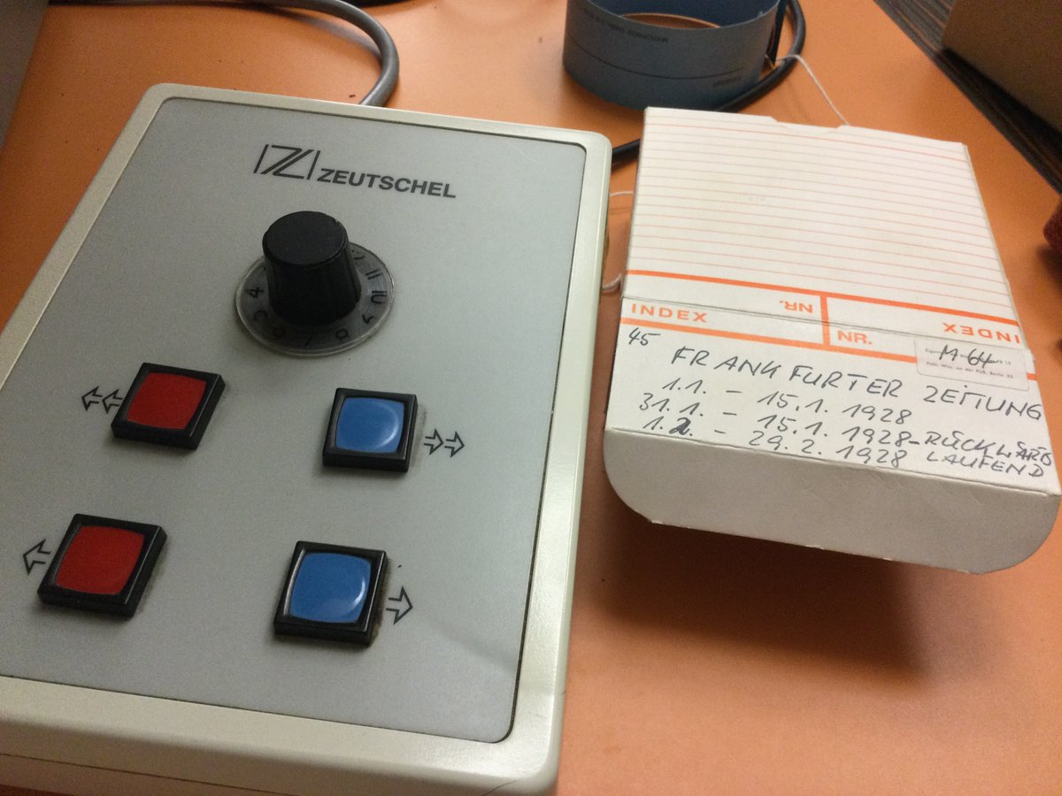 Jeanpaul Goergen (@jpgoer) on Twitter photo Was die neuen digitalen Microfilm-Scanner in #Stabi Unter den Linden nicht schaffen – eine Zeitungsseite scharf wiederzugeben – gelingt dem gute alten Zeutschel spielend! Leider gibt es dort keine höhenverstellbaren Bürostühle, daher Genickstarre eingehandelt. @sbb_news <a href="/bonstabi/">Achim Bonte</a> Was die neuen digitalen Microfilm-Scanner in #Stabi Unter den Linden nicht schaffen – eine Zeitungsseite scharf wiederzugeben – gelingt dem gute alten Zeutschel spielend! Leider gibt es dort keine höhenverstellbaren Bürostühle, daher Genickstarre eingehandelt. @sbb_news <a href="/bonstabi/">Achim Bonte</a>