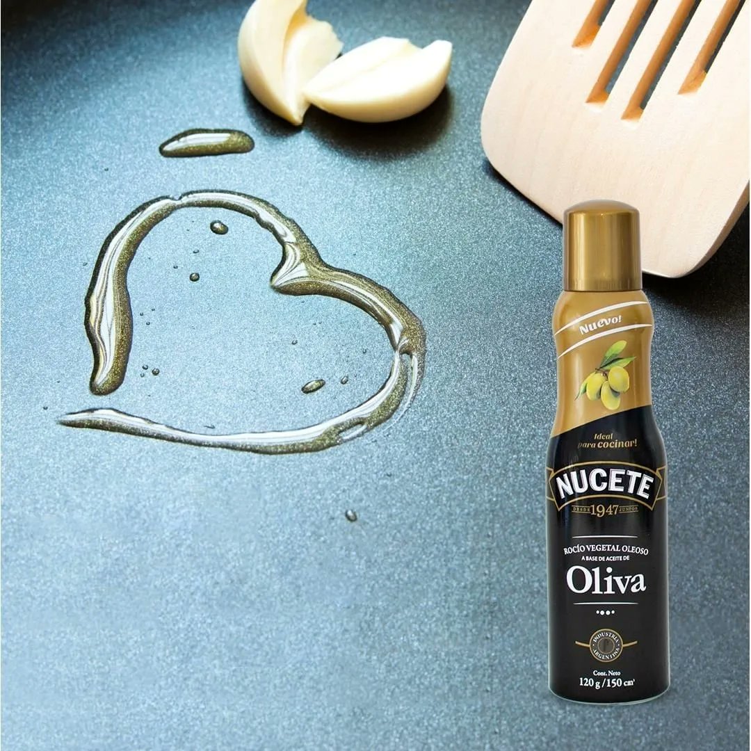 Zoto_TRD's tweet photo. 𝗔𝗖𝗘𝗜𝗧𝗘𝗦 𝗡𝗨𝗖𝗘𝗧𝗘 🫒🌾

Contamos con todas las variedades de ACEITES DE OLIVA premium y saludables para tus comidas. ¡Hacé tu pedido, no pueden faltar en tu comercio! 😋

🚚 𝗘𝗻𝘃𝗶́𝗼𝘀 𝘀𝗶𝗻 𝗰𝗮𝗿𝗴𝗼 
🤳 𝗣𝗘𝗗𝗜𝗗𝗢𝗦 𝗣𝗢𝗥 𝗠𝗗 𝗼 𝗪𝗛𝗔𝗧𝗦𝗔𝗣𝗣 ➡️ 3424432629 https://t.co/qi2ODJ6ODW
