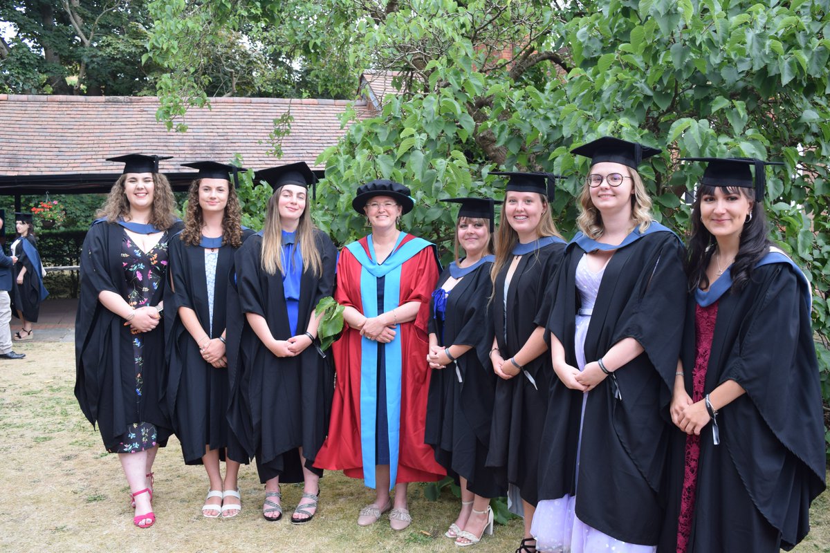 UniRdg_IoE's tweet photo. Congratulations to all our graduating students! We're so proud of you!! 🎓🎉👏
#IoEGraduation #IoEgraduate #IoEReading #UoRGraduation #UniversityOfReading https://t.co/ITQz2M1YPI