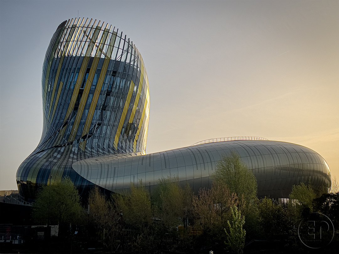 esplanadephoto's tweet photo. 📸 BORDEAUX 05
#bordeaux #laciteduvin #citeduvin #architecture #iloveparisladefense #ladefensejetaime #esplanadephoto #associationesplanadephoto #clubphoto https://t.co/QHQFSUhKId