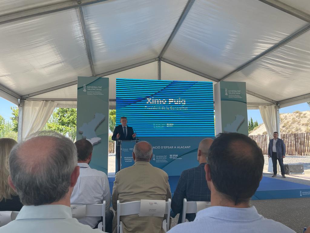 CEV_CV's tweet photo. #CEVAlicante | 👥 La vicepresidenta de CEV Alicante, @CanoMarian, participa en la visita a la delegación de la Entidad Pública de Saneamiento de Aguas Residuales (#EPSAR) en #Alicante. https://t.co/jL9lbWjY0t