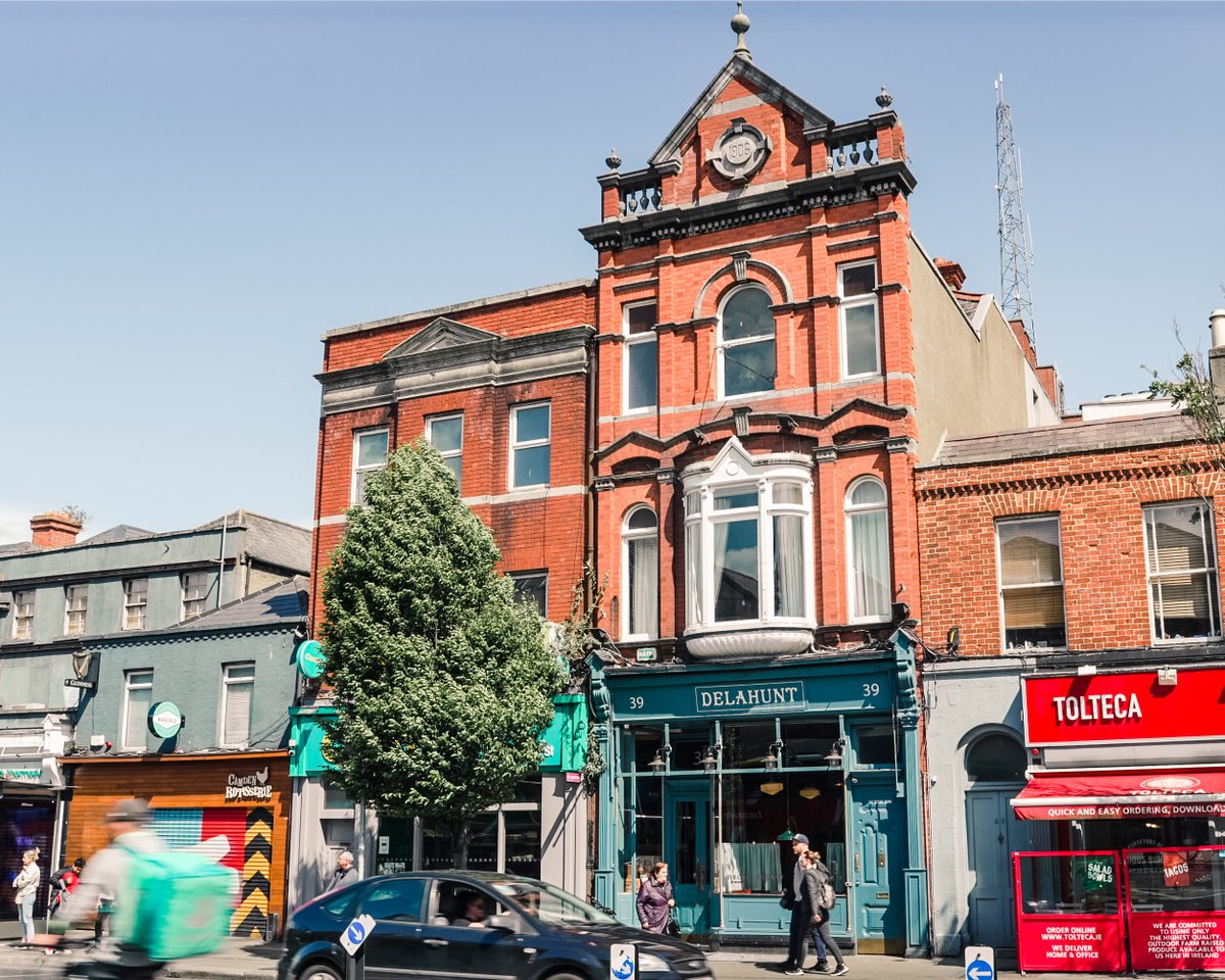 DelahuntCamden's tweet photo. Bustling Camden Street.

#dublincity #igersdublin #lovindublin #documentdublin #dublinbuilding https://t.co/sNiJGY3ZpP