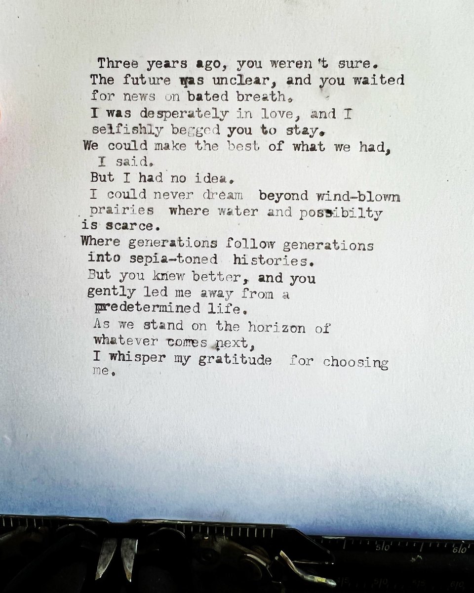 clickclacktype's tweet photo. #poetry #poetrycommunity #WritingCommunity #writersoftwitter #poetrytwitter https://t.co/FmbMMeKawN