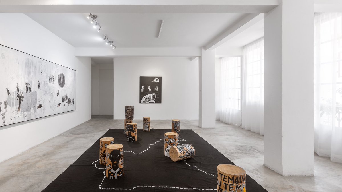 OHGALLERYSN's tweet photo. • SUR LE CHEMIN DES RÉFUGIÉS // HAKO HANKSON // OFF DAK’ART 2022

L’exposition monographique « Sur le chemin des réfugiés »dédiée à Hako Hankson se poursuit jusqu’au 30 juillet. 

Plus d’informations sur l’exposition sur notre site web : https://t.co/IIQJQtF8aa https://t.co/anddg3jz6C