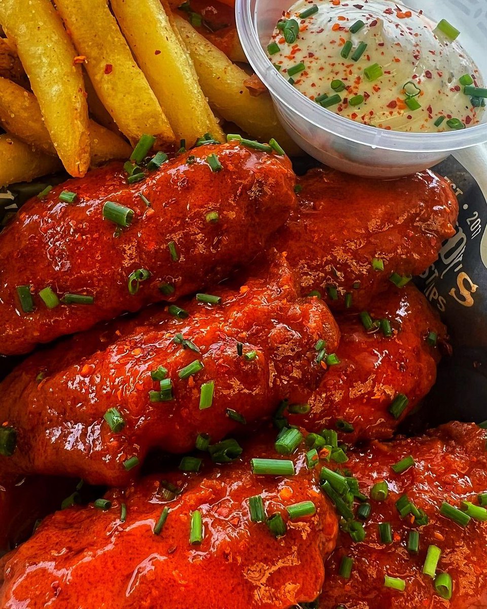 Wingin' it! 🐔 #eatstreet

#birmingham #birminghamfoodie #birminghamfoodies #birminghamfoodnetwork #birminghameats #birminghamfood #birminghamfoodanddrink #birminghamdrink  #birminghamfoodblogger