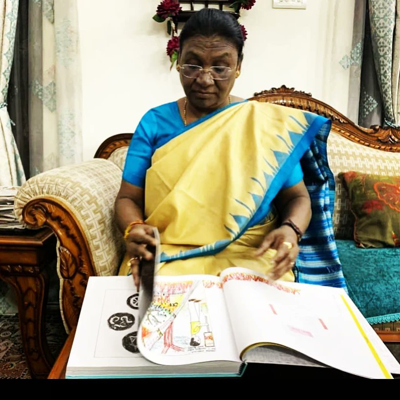 DreamOnIndia1's tweet photo. Honoured to have her Excellency, Draupadi Murmu - India's first tribal woman President of India, bless our initiative and acknowledge the dreams of thousands of children in India's Book of Dreams.

https://t.co/NHgBYdJL0c

#DraupadiMurmu https://t.co/aGw13zmJa0