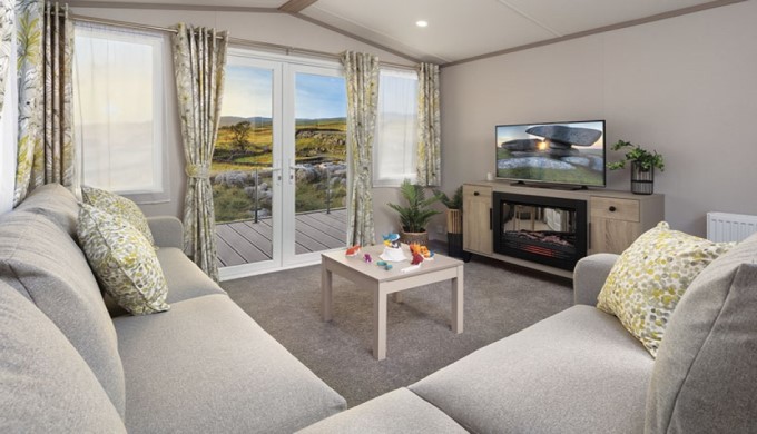 #HolidayHome #ForSale - Victory Stonewood
- £60,292 including skirt and decking!
With a large kitchen/dining area, you can gather around the modern bench seating or whip up a feast in the kitchen. Call 01729 822387 or
langcliffe.com/homesforsale/v…
#settle #yorkshiredales #staticcaravan