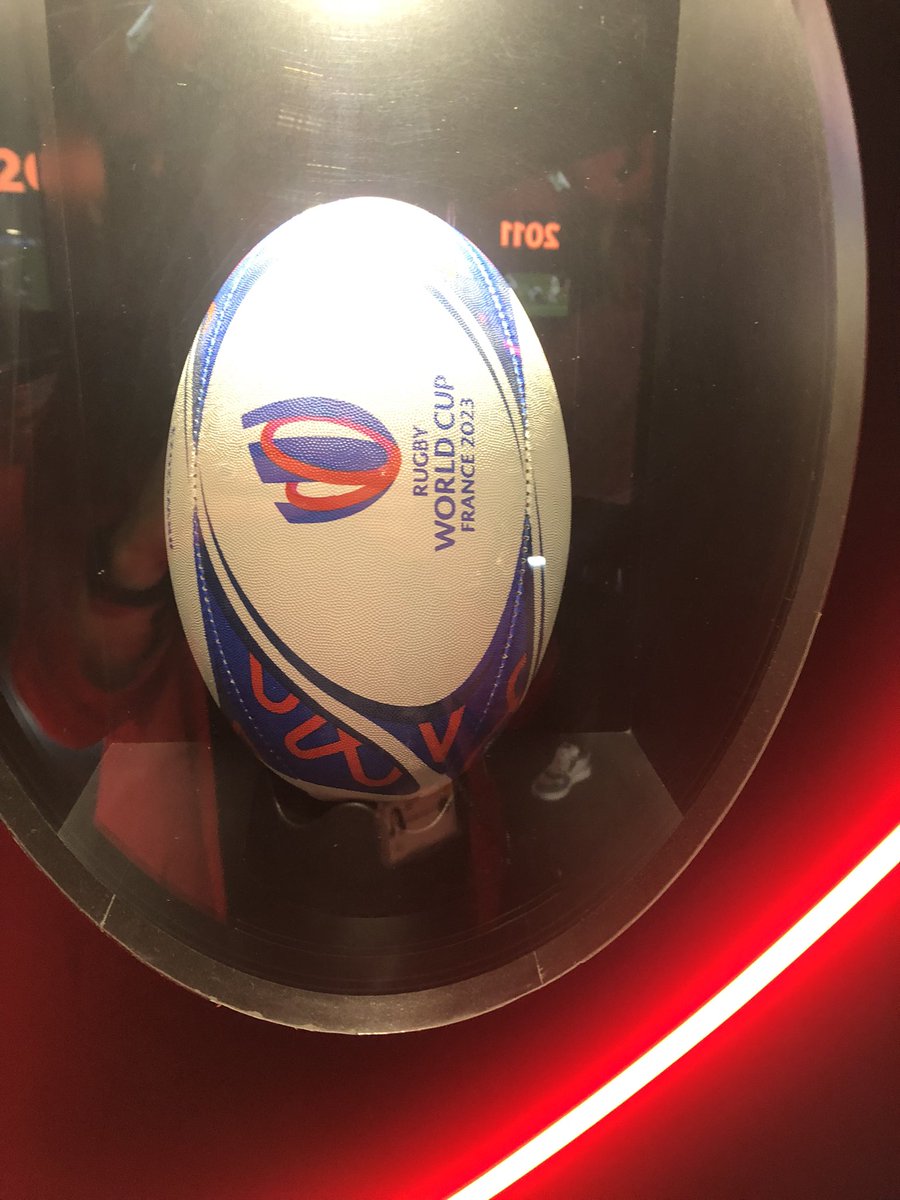 GwenaelleDo's tweet photo. Inauguration #france2023rugbytour @Lillemaville @WholesaleOrange @OrangeHDF @Orange_France @amb_digit @Judicalle_Kaita @lillefrance @MEL_Lille @SNCF https://t.co/s5qoWYF5pg