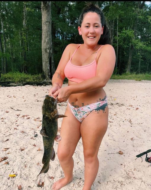 DrinkFishing's tweet photo. Tag a fisherman &amp; fisher woman🎣
Follow @drinkfishing for daily Fishing Feeds 🎣
Tag us your Photo/Video to be featured😍
Please check out our store for amazing offer...
#islesofshoals #boatsandbikinis #bikinibabe #oceanbabe #striperfishing #mermaidsarereal #drinkfishing https://t.co/CfqeQgmyRv