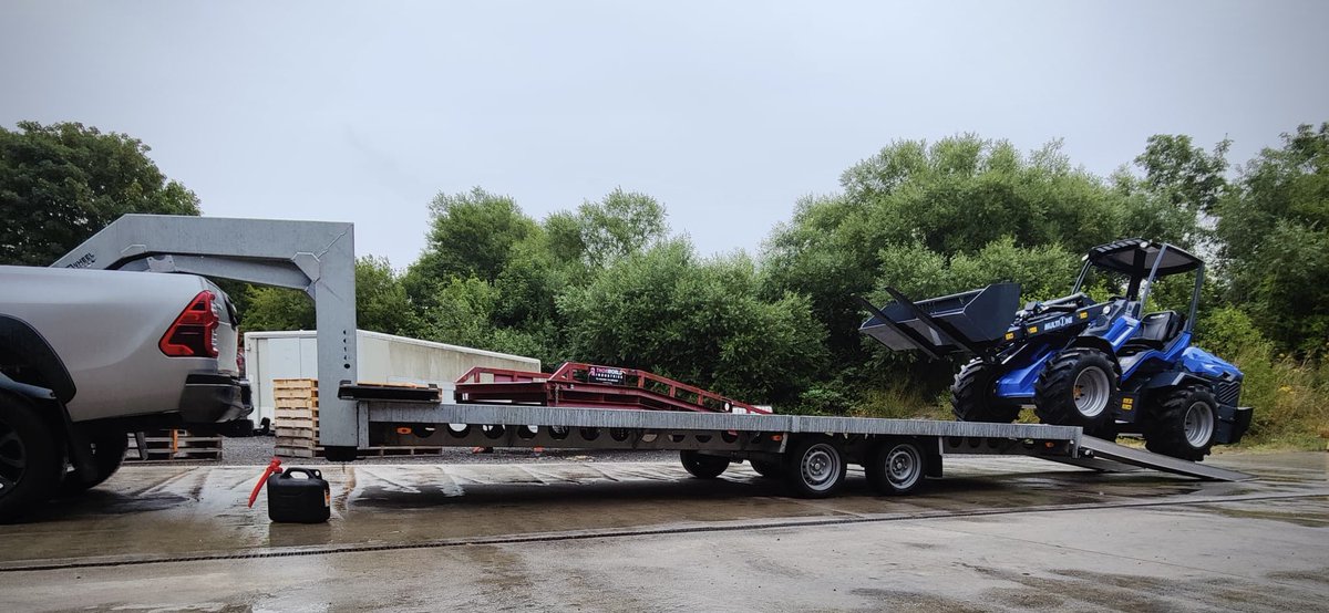 Compact Loaders UK tweet media