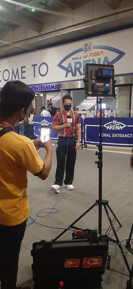 3wan2___'s tweet photo. BINI BE YOU WITH REDVELVET

#BINIatMOAarena
#BINI @BINI_ph https://t.co/eiWRnhJPjj