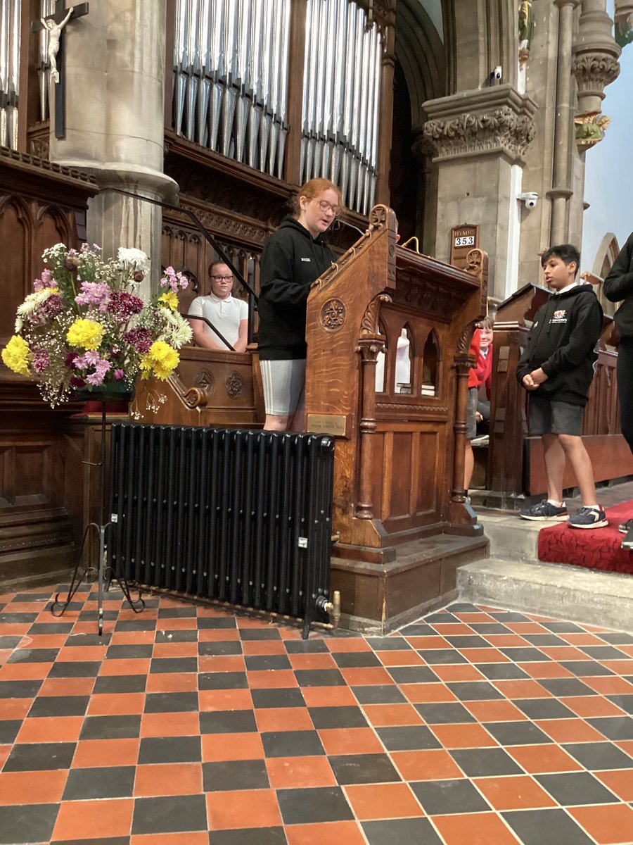 Y6FoxesStLaw's tweet photo. What a lovely leavers service in St Lawrence’s Church this morning for a very special Year 6 class. #stlre #stlvalues https://t.co/NVX1fcBLae