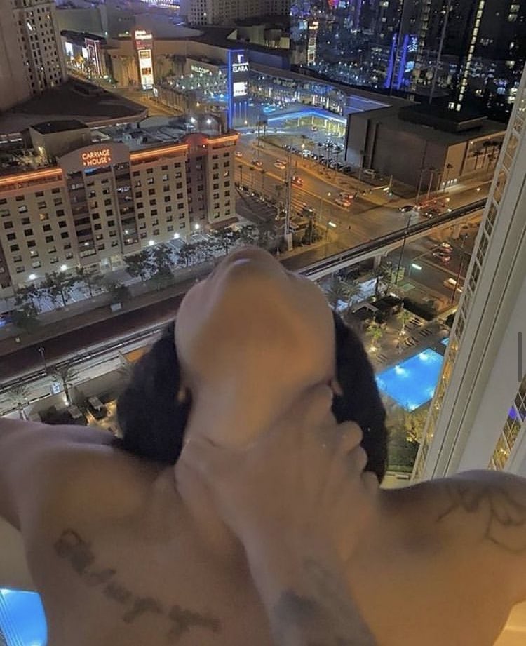 izin verirsen yukseliyorum